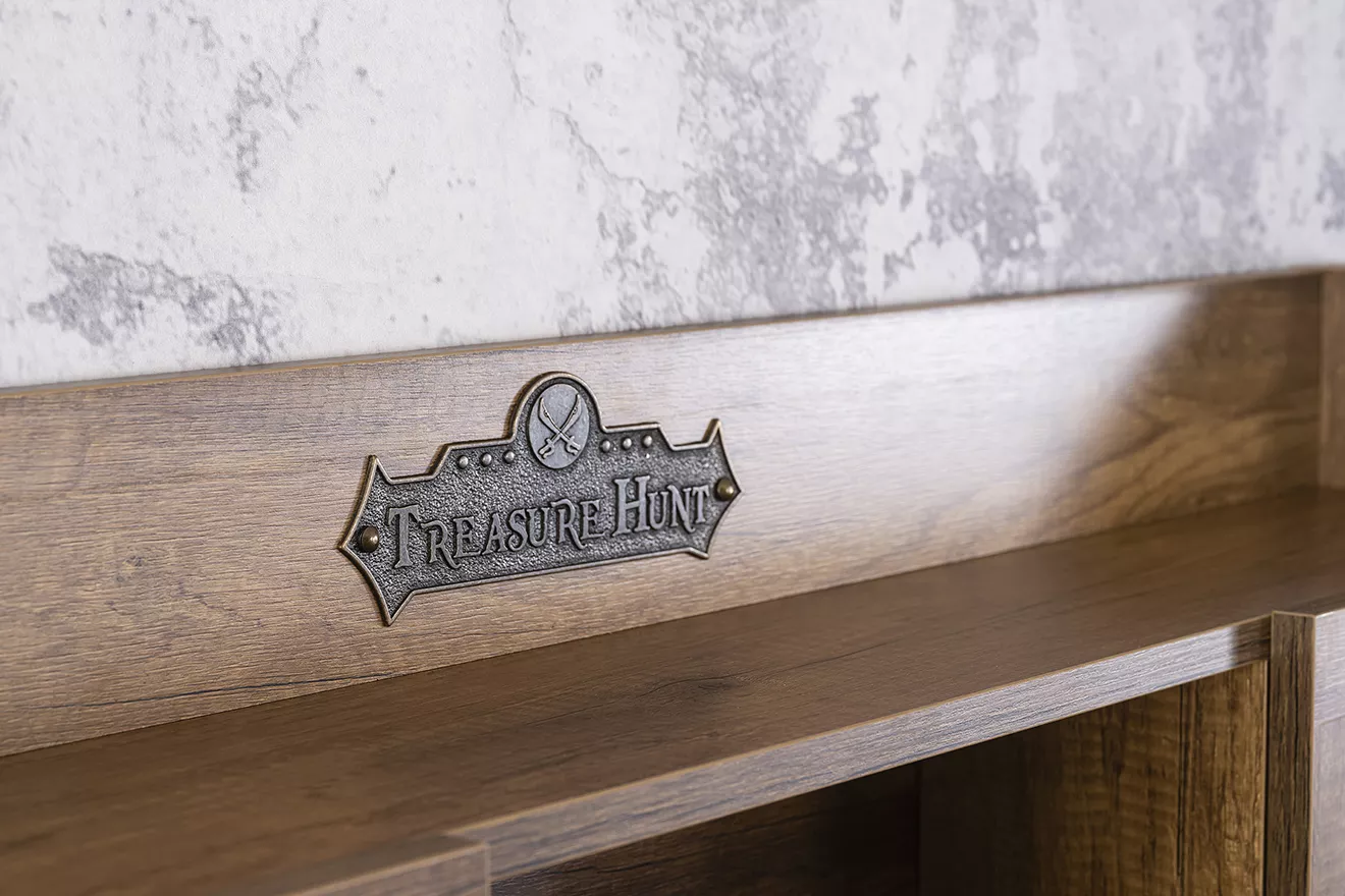 Korsan Çalışma Masası - Görsel 3