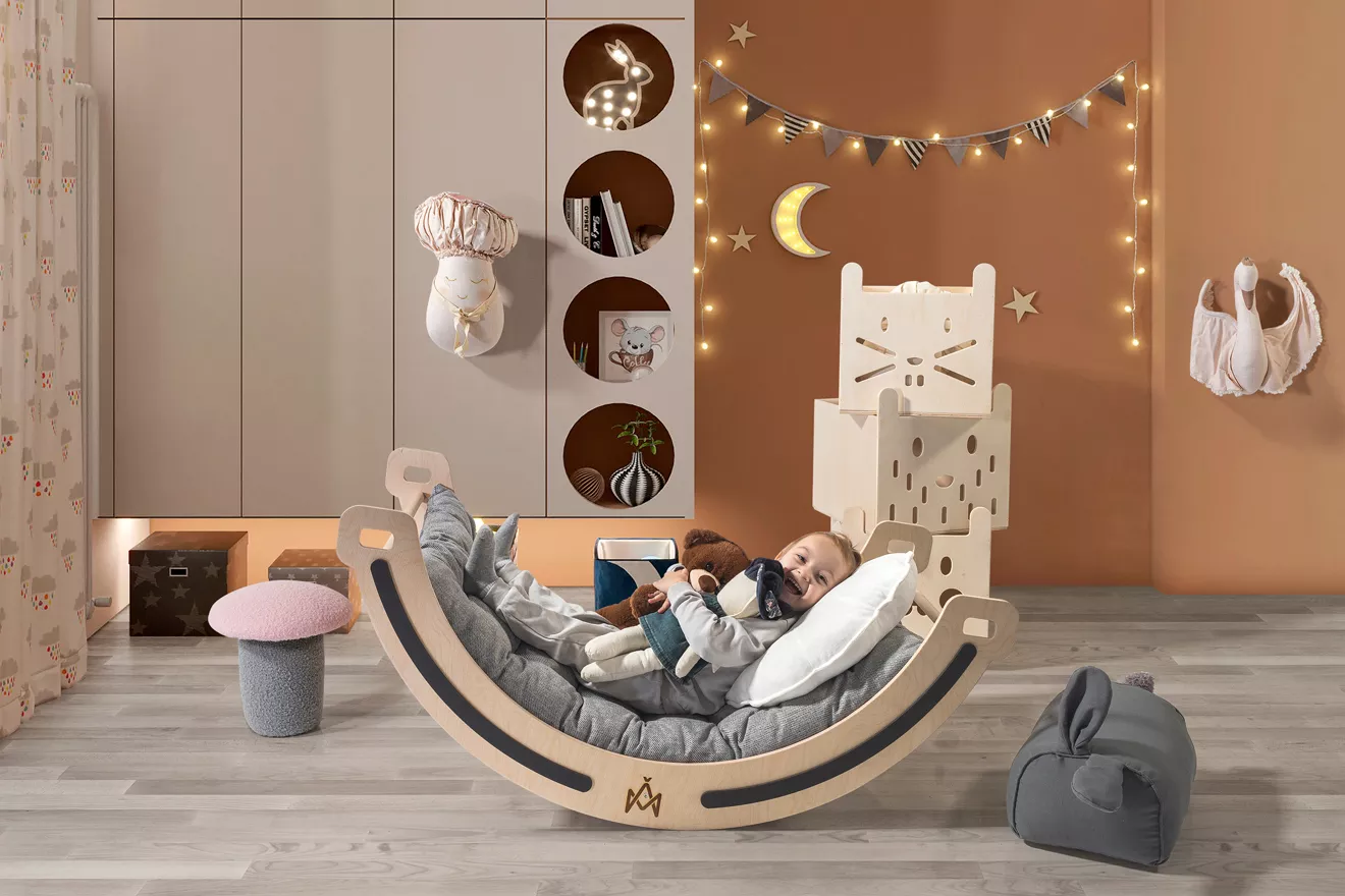 Tavandan Asmalı Kuğu (Krem) - Görsel 3